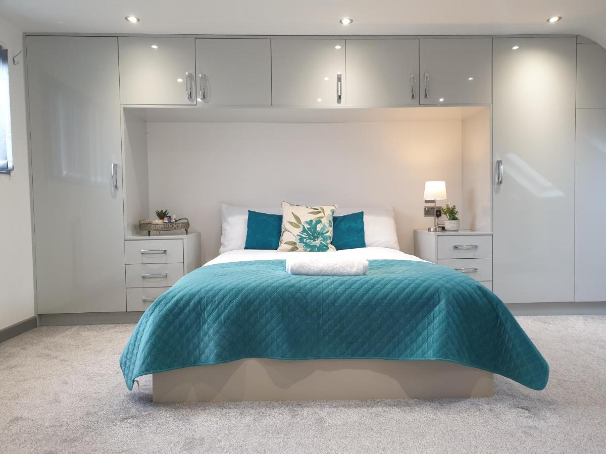 Сasa de vacaciones Spacious City With Free Parking, Fast Wi-fi & Netflix